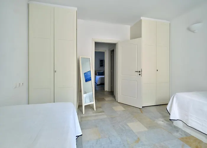 Cycladic Villa, Blue Stories Szánda María